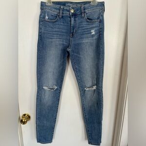 American Eagle Outfitters, light wash denim, size 8 regular